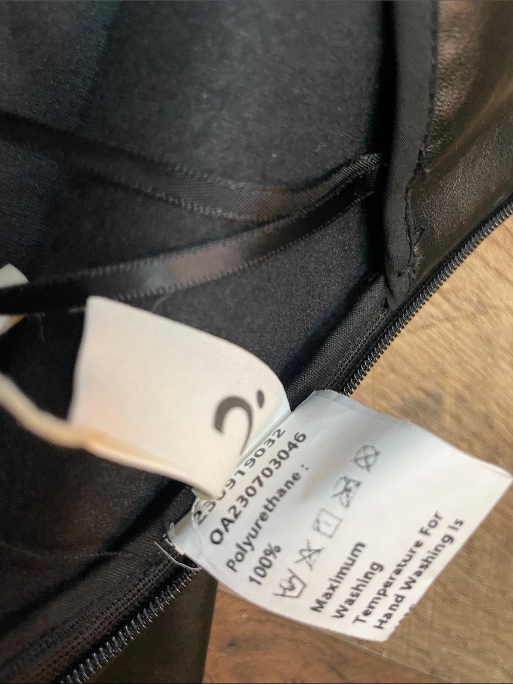 Commense Polyurethane Pants - Picture 5 of 8